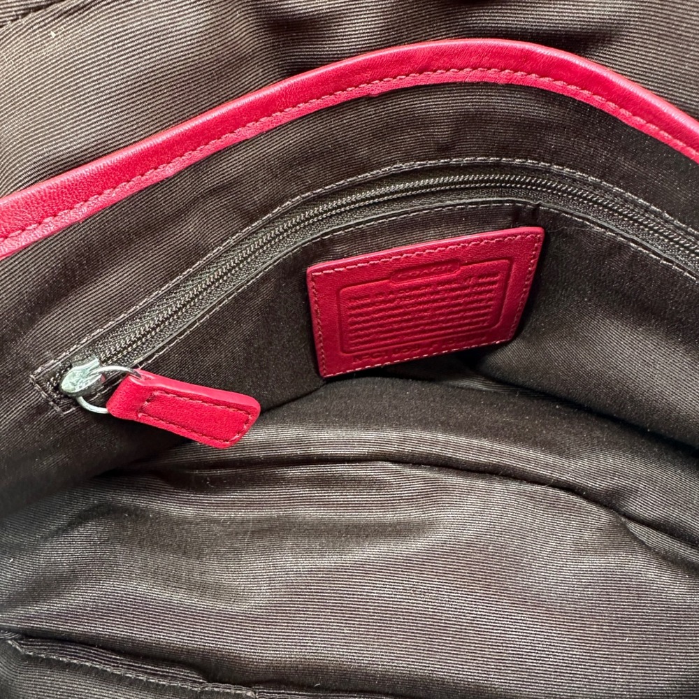 Coach Soho Pleated Flap Shoulder Bag Red Leather Buckle Y2K Vintage F15204 - Picture 11 of 13